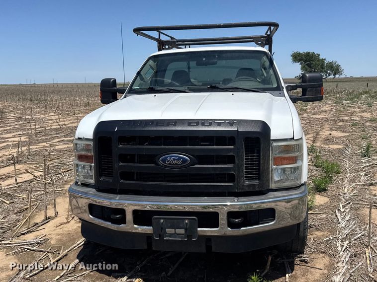 image for item EW4779 2009 Ford F350 Super Duty utility bed pickup truck