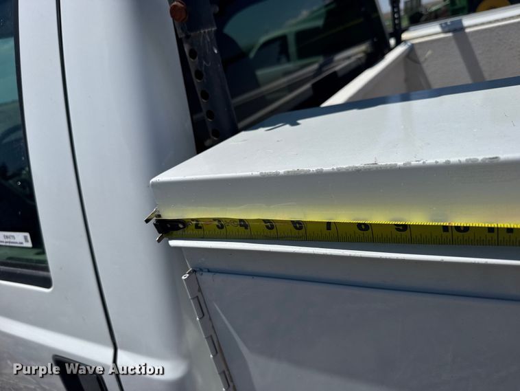 image for item EW4779 2009 Ford F350 Super Duty utility bed pickup truck