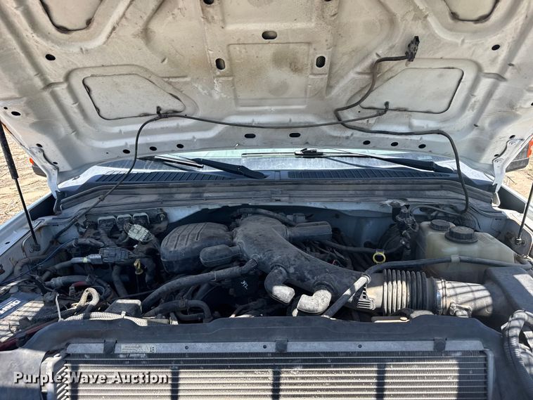 image for item EW4779 2009 Ford F350 Super Duty utility bed pickup truck