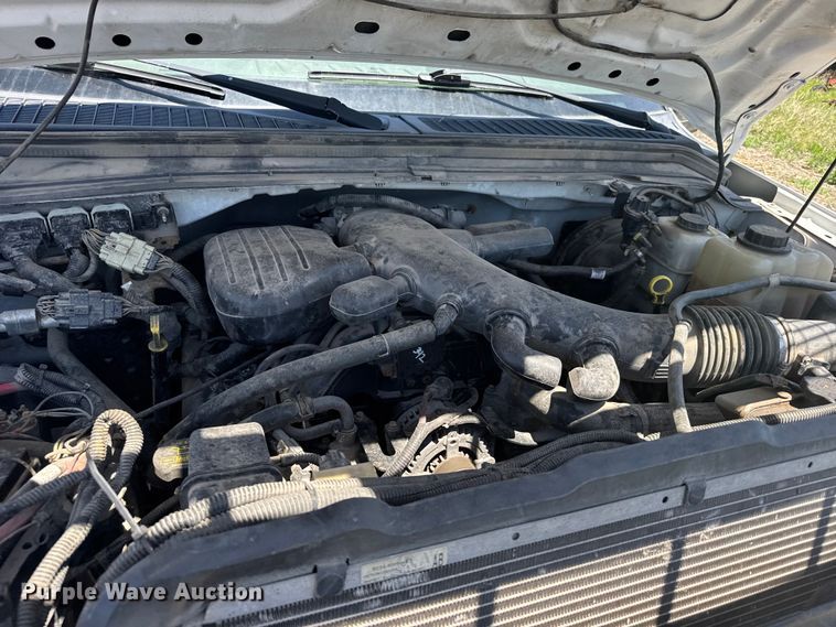 image for item EW4779 2009 Ford F350 Super Duty utility bed pickup truck