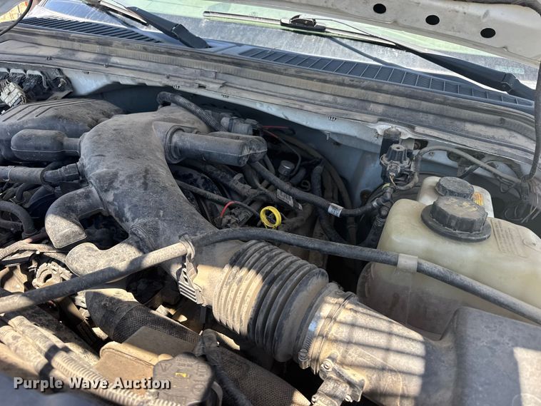 image for item EW4779 2009 Ford F350 Super Duty utility bed pickup truck