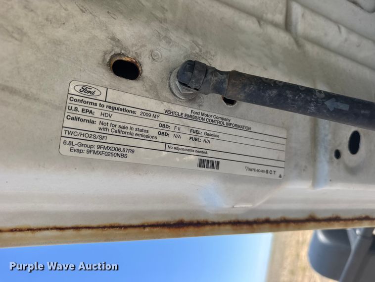 image for item EW4779 2009 Ford F350 Super Duty utility bed pickup truck