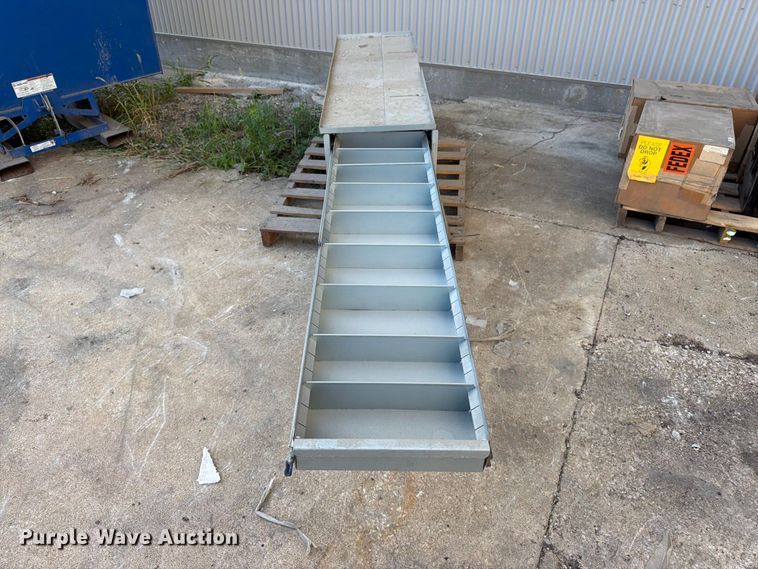 image for item EW5022 toolbox drawers