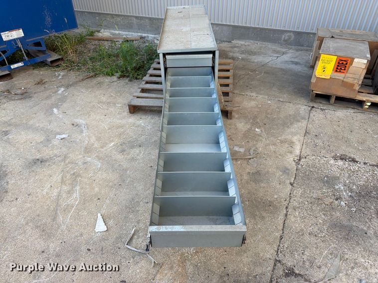 image for item EW5022 toolbox drawers
