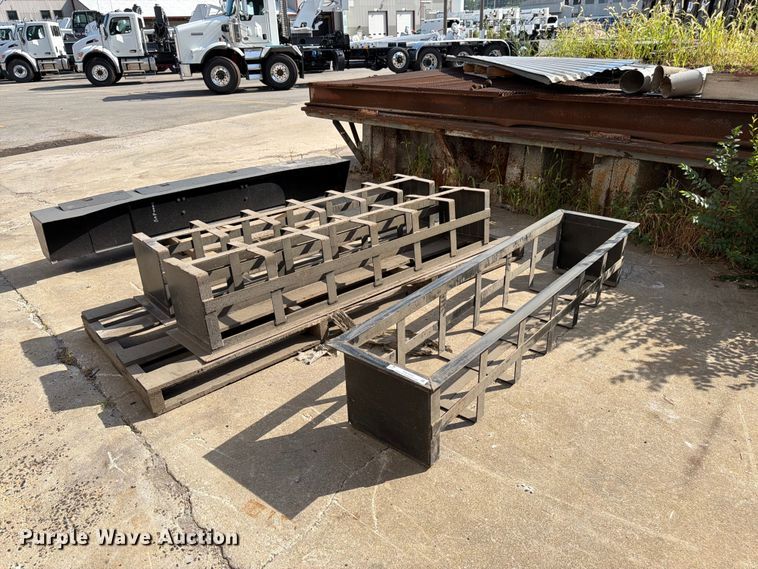 (3) Dunnage racks