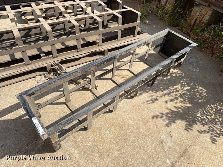 image for item EW5023 (3) Dunnage racks