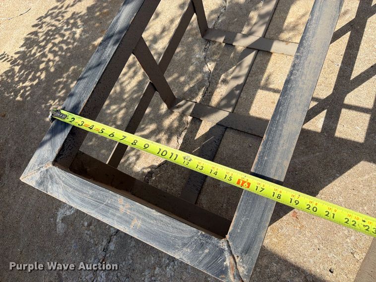 image for item EW5023 (3) Dunnage racks
