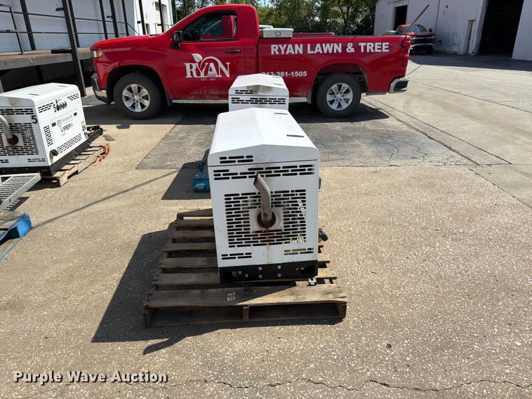 image for item EW5032 (2) Vanair Viper G80 air compressors