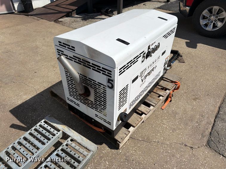 image for item EW5033 (2) Vanair Viper G80 air compressors