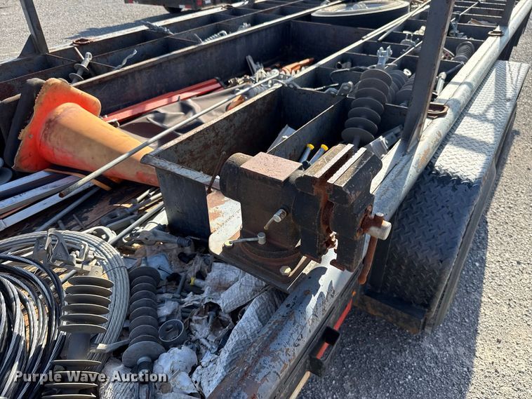 image for item EW8702 2014 Diamond C utility trailer