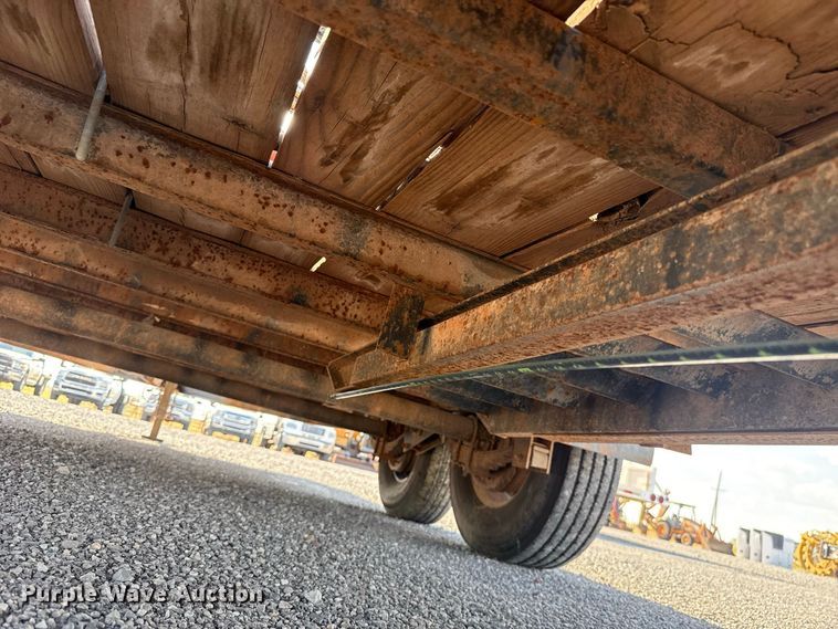 image for item EW8702 2014 Diamond C utility trailer