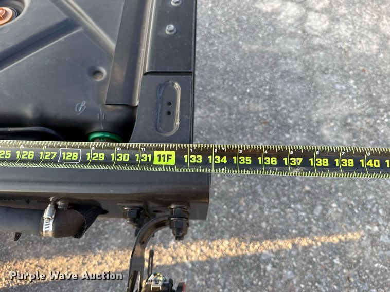 image for item EW8705 2023 Chevrolet Silverado 5500HD truck cab and chassis
