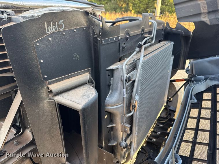 image for item EW8705 2023 Chevrolet Silverado 5500HD truck cab and chassis