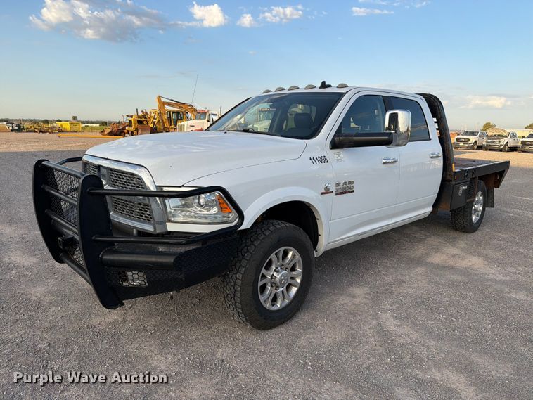 2017 RAM 2500 Crew Cab flatbed pickup truck