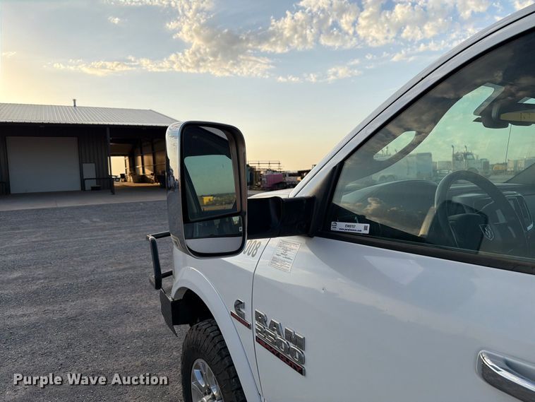 image for item EW8707 2017 RAM 2500 Crew Cab flatbed pickup truck