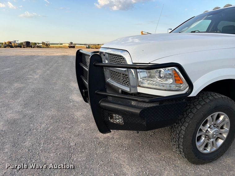 image for item EW8707 2017 RAM 2500 Crew Cab flatbed pickup truck