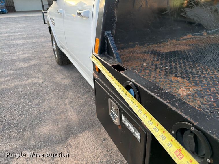 image for item EW8707 2017 RAM 2500 Crew Cab flatbed pickup truck
