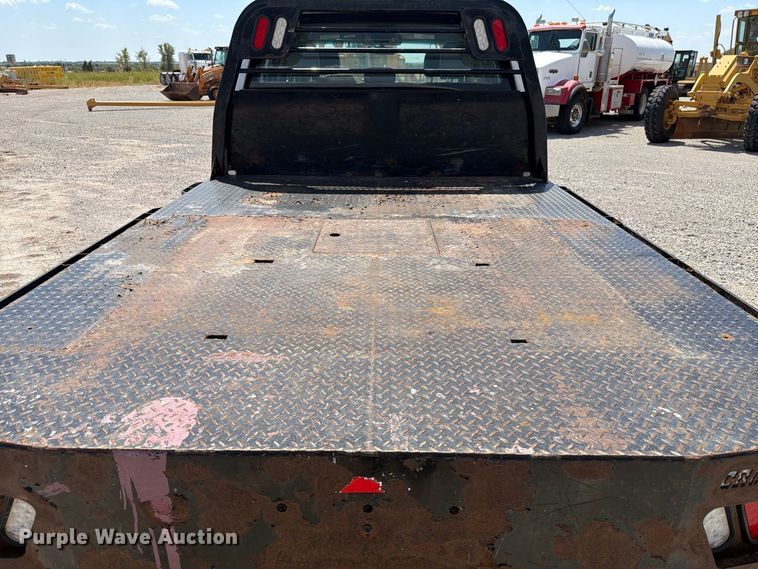 image for item EW8708 2019 Ford F250 Super Duty Crew Cab flatbed pickup truck