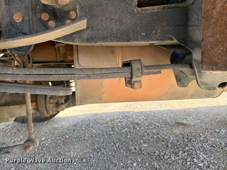 image for item EW8708 2019 Ford F250 Super Duty Crew Cab flatbed pickup truck