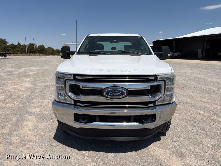 image for item EW8709 2022 Ford F250 Super Duty Crew Cab pickup truck