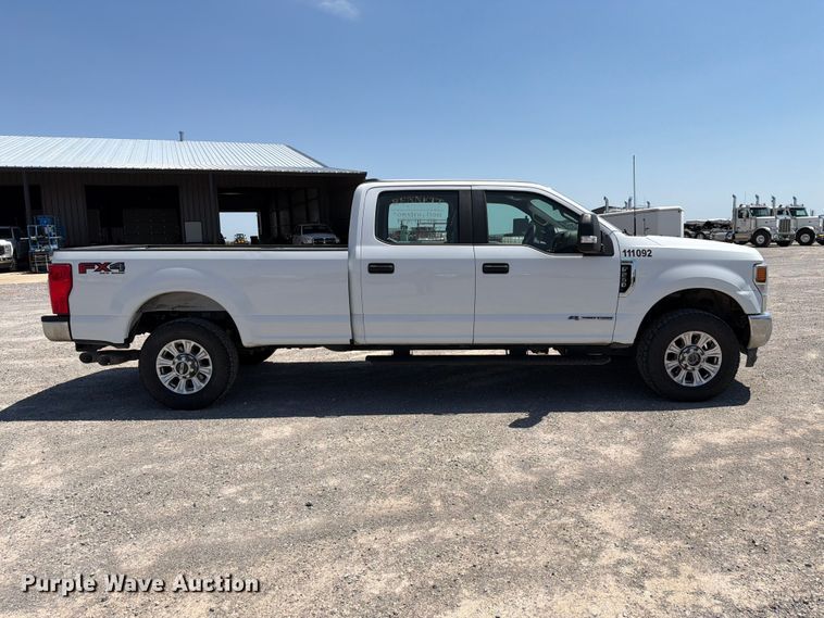 image for item EW8709 2022 Ford F250 Super Duty Crew Cab pickup truck
