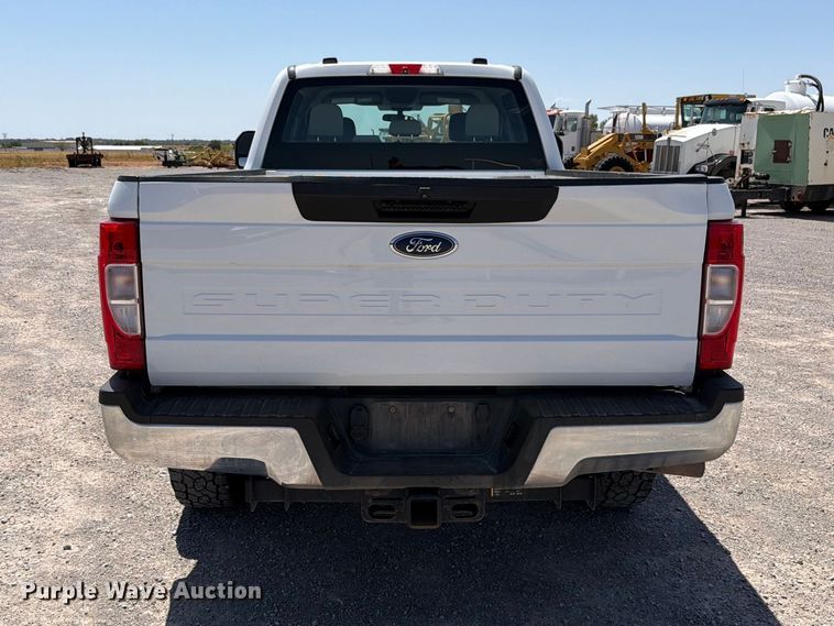 image for item EW8709 2022 Ford F250 Super Duty Crew Cab pickup truck