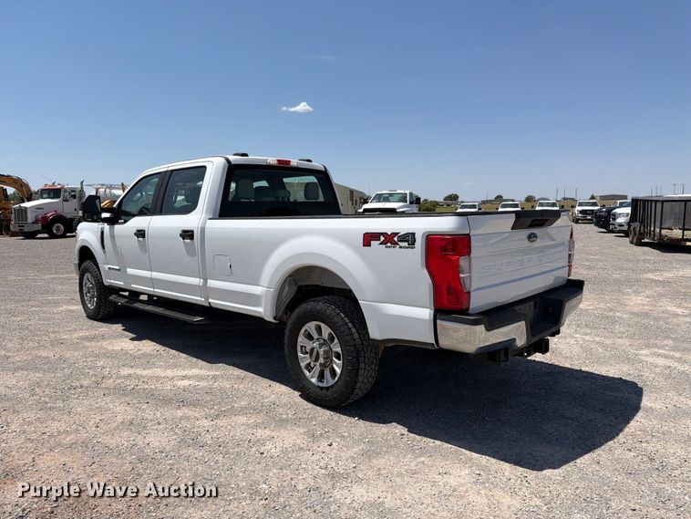 image for item EW8709 2022 Ford F250 Super Duty Crew Cab pickup truck