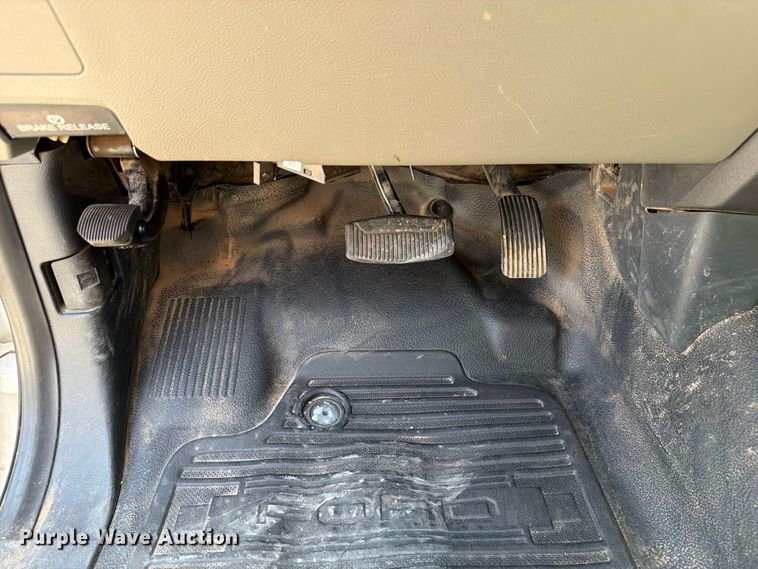 image for item EW8709 2022 Ford F250 Super Duty Crew Cab pickup truck