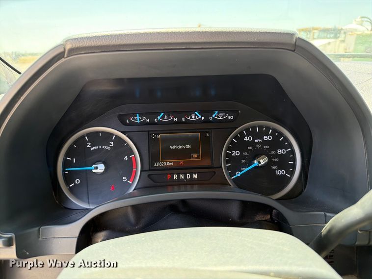 image for item EW8709 2022 Ford F250 Super Duty Crew Cab pickup truck