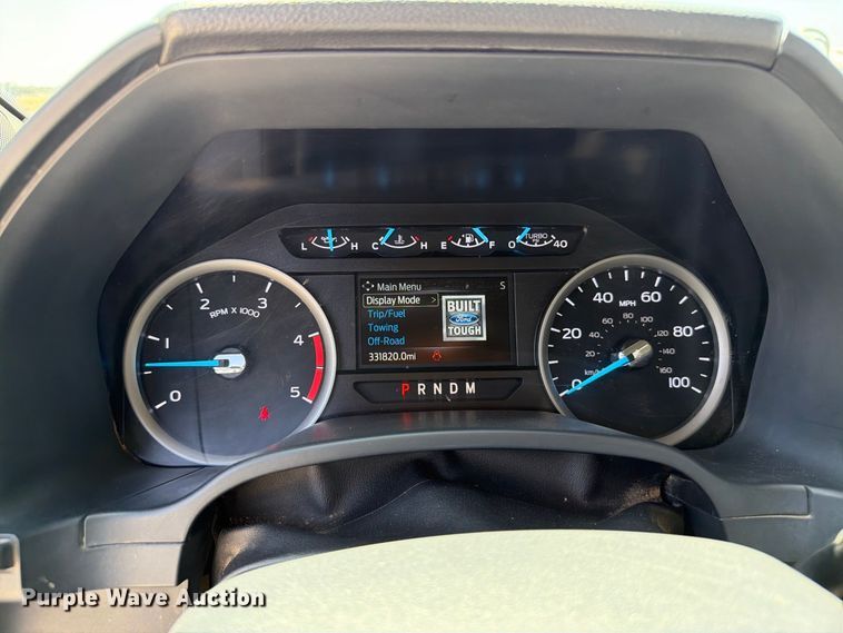 image for item EW8709 2022 Ford F250 Super Duty Crew Cab pickup truck
