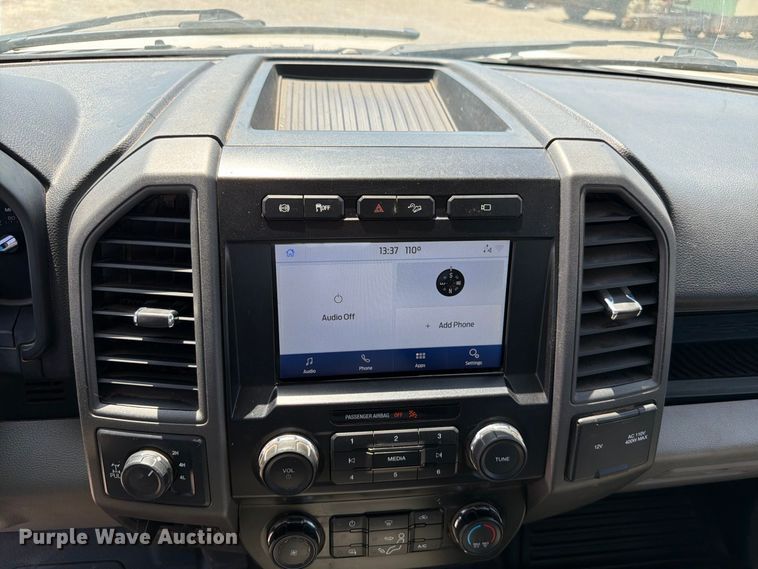 image for item EW8709 2022 Ford F250 Super Duty Crew Cab pickup truck
