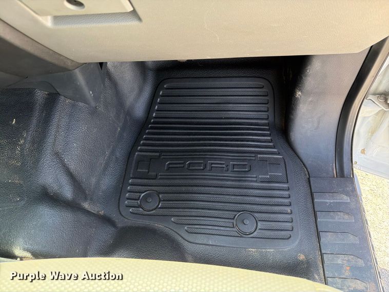 image for item EW8709 2022 Ford F250 Super Duty Crew Cab pickup truck