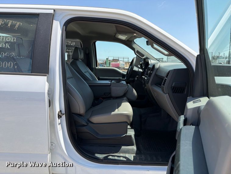 image for item EW8709 2022 Ford F250 Super Duty Crew Cab pickup truck