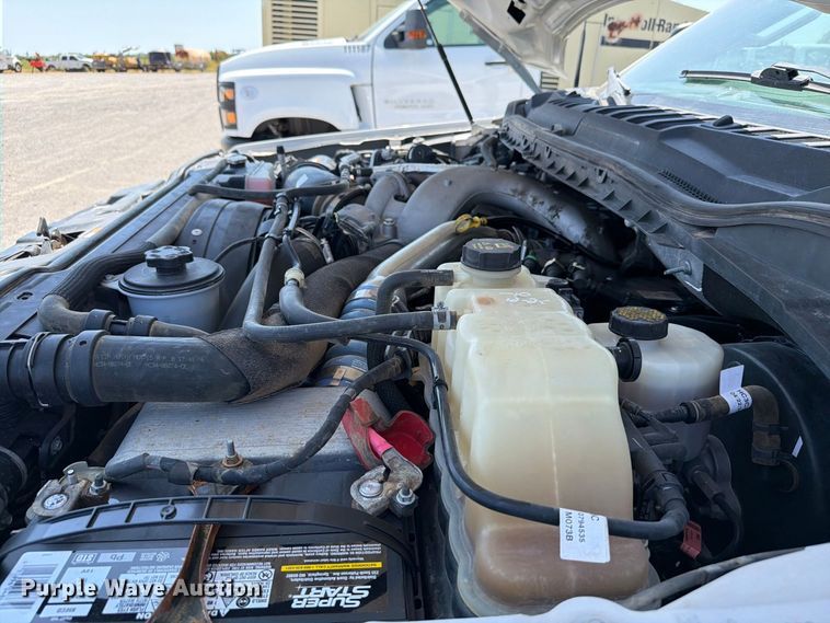 image for item EW8709 2022 Ford F250 Super Duty Crew Cab pickup truck