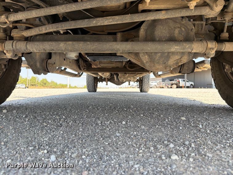 image for item EW8709 2022 Ford F250 Super Duty Crew Cab pickup truck