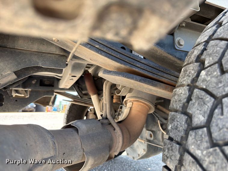 image for item EW8709 2022 Ford F250 Super Duty Crew Cab pickup truck