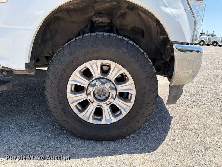 image for item EW8709 2022 Ford F250 Super Duty Crew Cab pickup truck