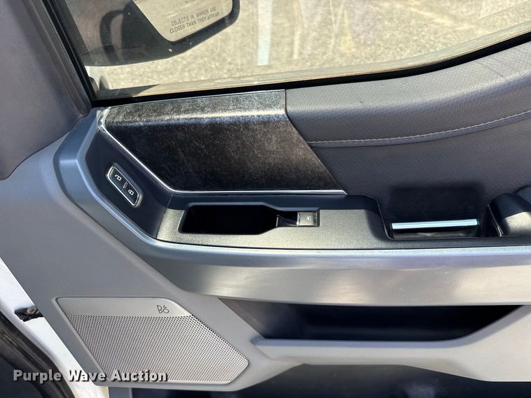 image for item EW8711 2022 Ford F150 Crew Cab pickup truck