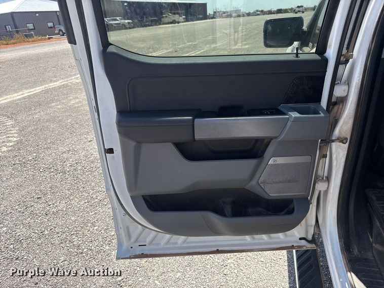 image for item EW8711 2022 Ford F150 Crew Cab pickup truck