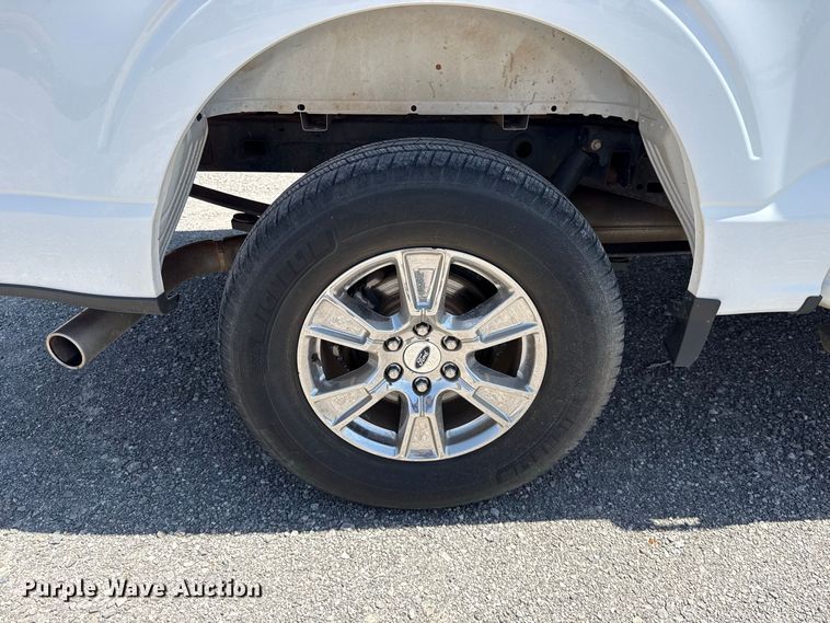 image for item EW8711 2022 Ford F150 Crew Cab pickup truck