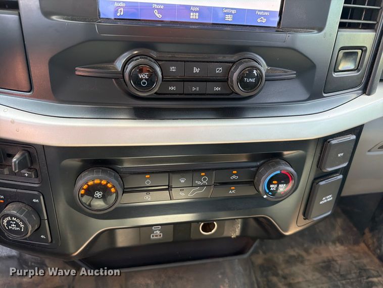 image for item EW8712 2021 Ford F150 Crew Cab pickup truck
