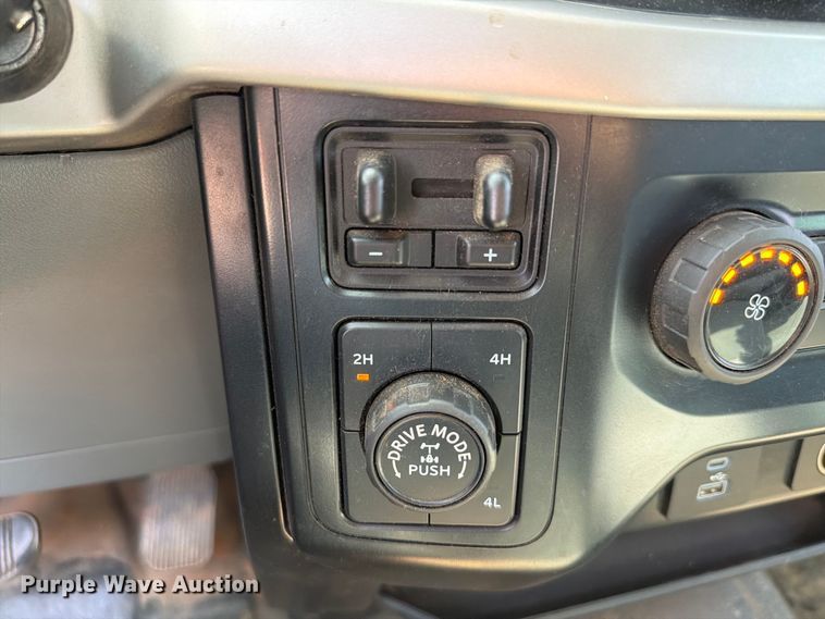 image for item EW8712 2021 Ford F150 Crew Cab pickup truck