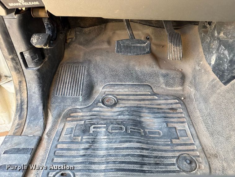 image for item EW8713 2019 Ford F250 Super Duty Crew Cab pickup truck