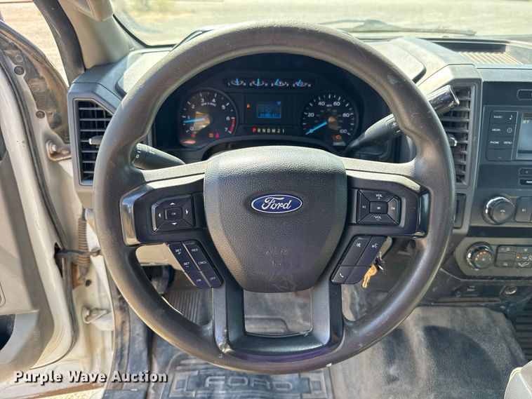 image for item EW8713 2019 Ford F250 Super Duty Crew Cab pickup truck