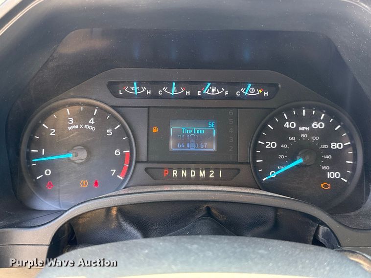 image for item EW8713 2019 Ford F250 Super Duty Crew Cab pickup truck