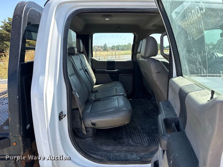 image for item EW8713 2019 Ford F250 Super Duty Crew Cab pickup truck