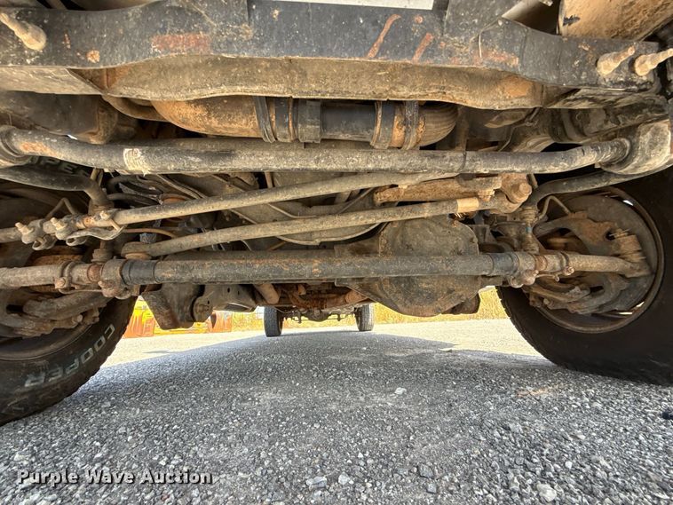 image for item EW8713 2019 Ford F250 Super Duty Crew Cab pickup truck