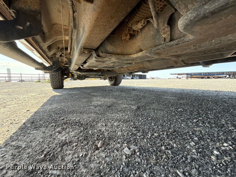 image for item EW8714 2021 Ford F-250 Crew Cab flatbed truck