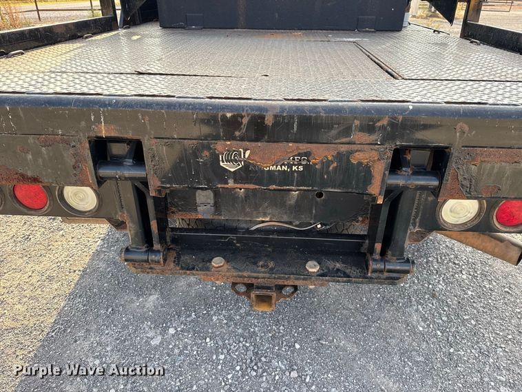 image for item EW8715 2019 Ford F250 Super Duty Crew Cab flatbed pickup truck