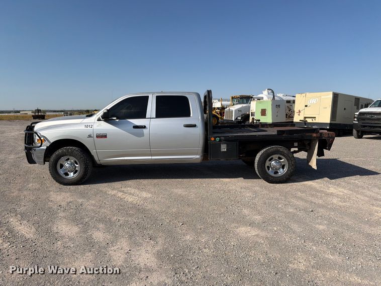 image for item EW8716 2012 Dodge Ram 2500 Crew Cab flatbed pickup truck